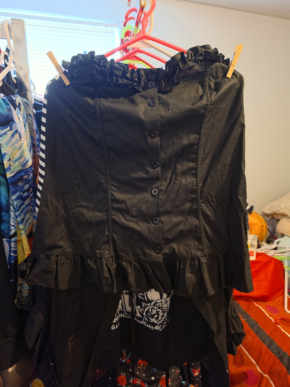 Black Ruffled High-Low Button-Front Shirt Corst Style Strapless